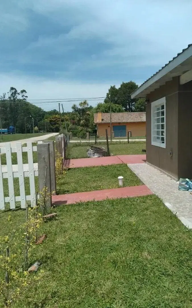 Casa en Venta - 2 Dormitorios 1 Baño - 398mts2 - Mar De Cobo 5
