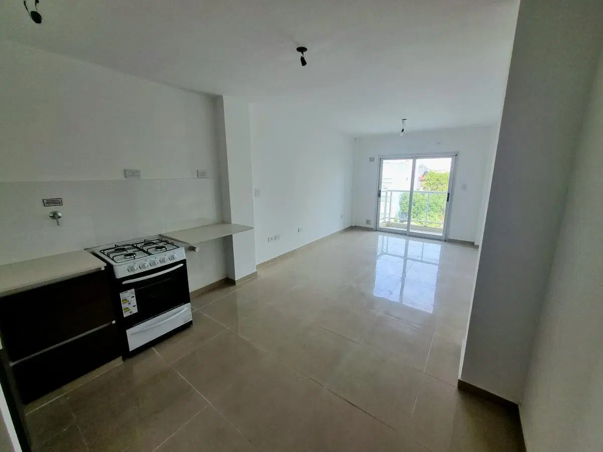 Departamento monoambiente en alquiler - 1 Baño - 38Mts2 - La Plata 1