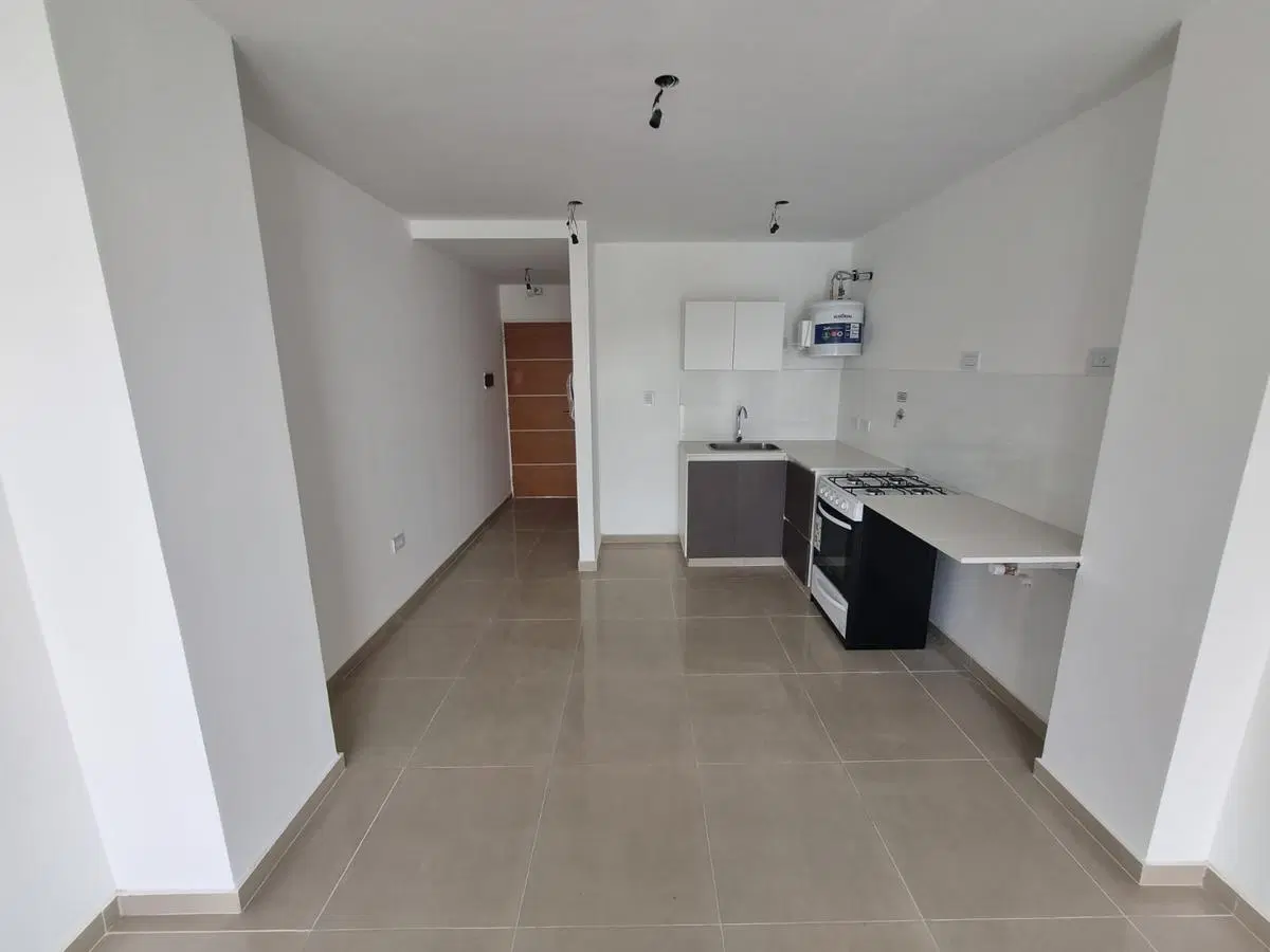 Departamento monoambiente en alquiler - 1 Baño - 38Mts2 - La Plata 5