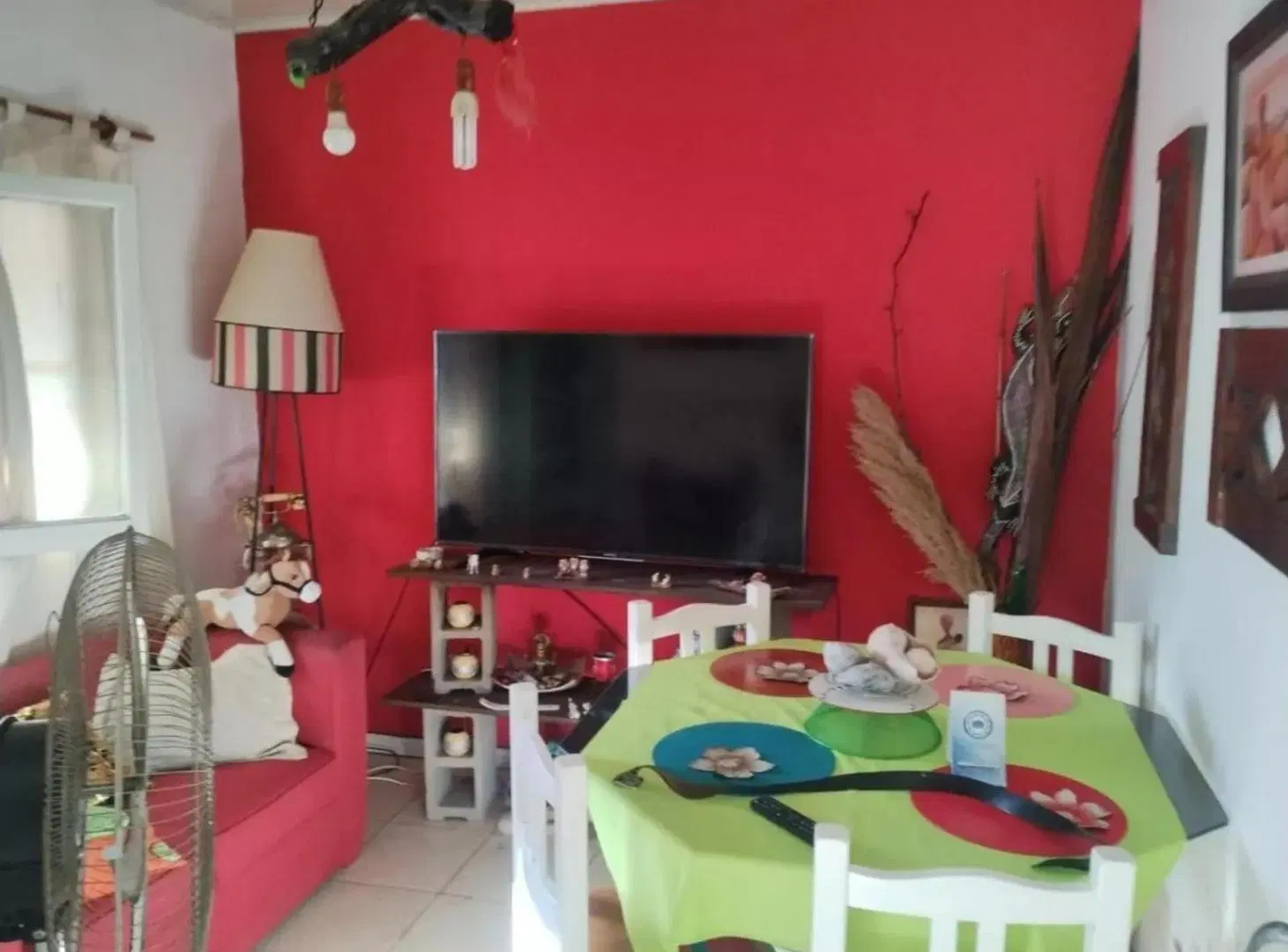Casa en venta - 2 Dormitorios 2 Baños - 370Mts2 - Avellaneda 3