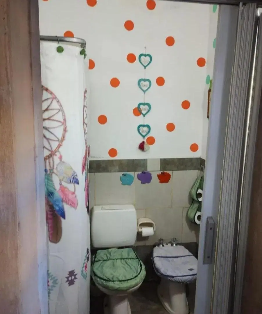 Casa en venta - 2 Dormitorios 2 Baños - 370Mts2 - Avellaneda 5