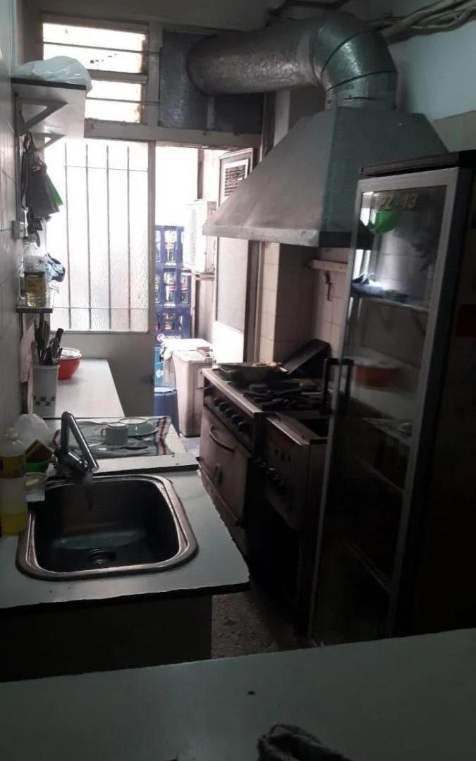 Local en venta - 2 baños - Balvanera