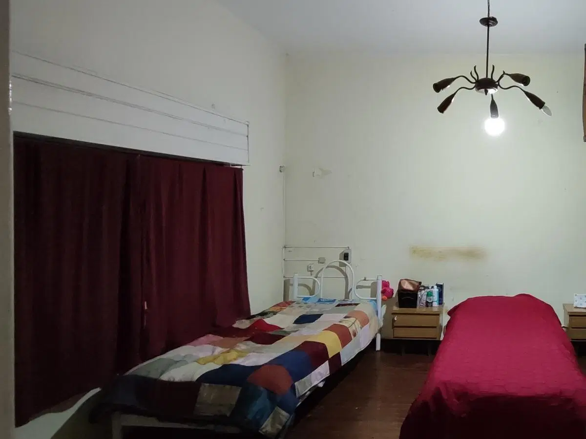 Casa en venta - 2 Dormitorios 1 Baño - Cochera - 283Mts2 - Longchamps, Almirante Brown 5