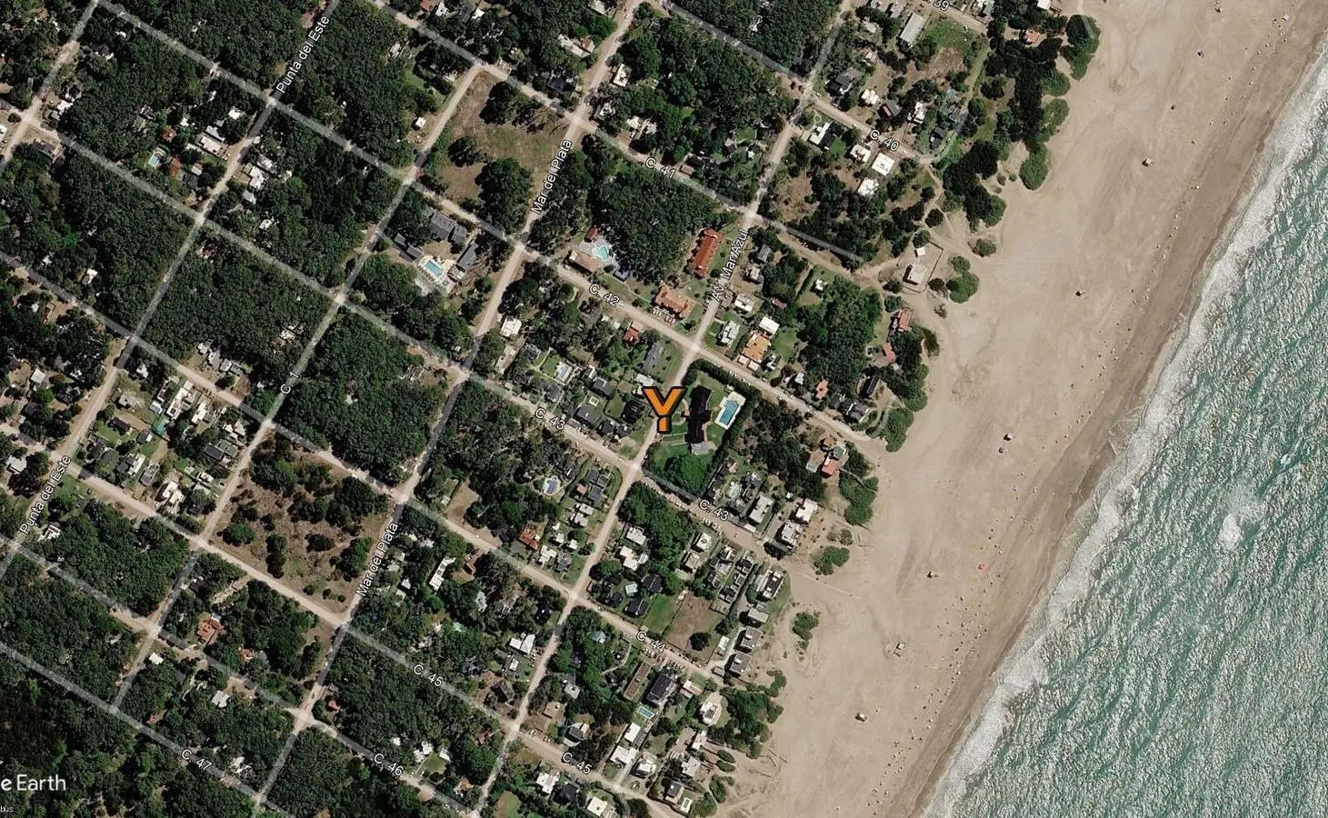 Casa en venta - 2 Dormitorios 1 Baño - 310Mts2 - Mar Azul 3
