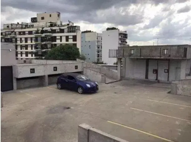 Cochera descubierta en venta - 12Mts2 - Almagro 4