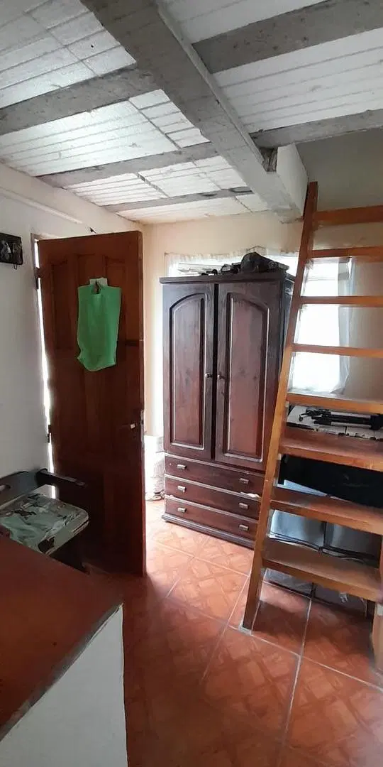 Casa en venta - 3 Dormitorios 1 Baño 1 Cochera - 280Mts2 - Mar De Cobo 8