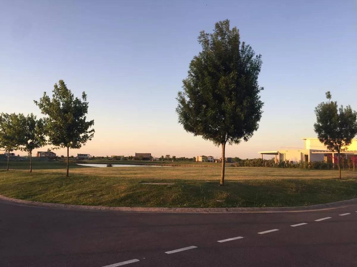 Terreno en venta - 1.083.13Mts2 - Puertos del Lago