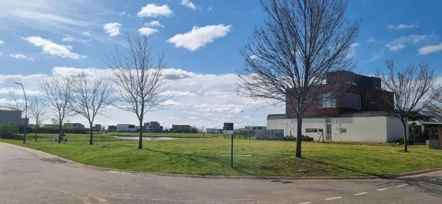Terreno en venta - 1.083.13Mts2  - Puertos del Lago 5