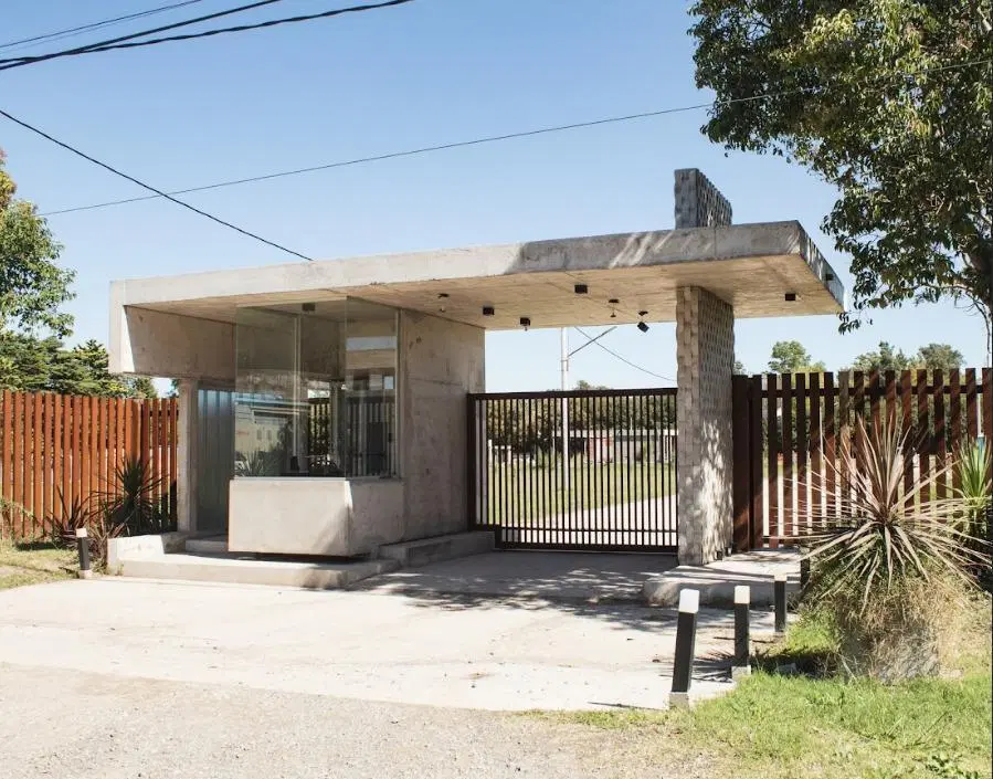Terreno en venta - 480.6Mts2 - José Hernández, La Plata 2