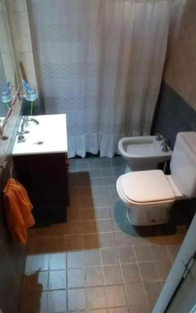 Casa en venta - 3 Dormitorios 1 Baño - Mar del Plata 2