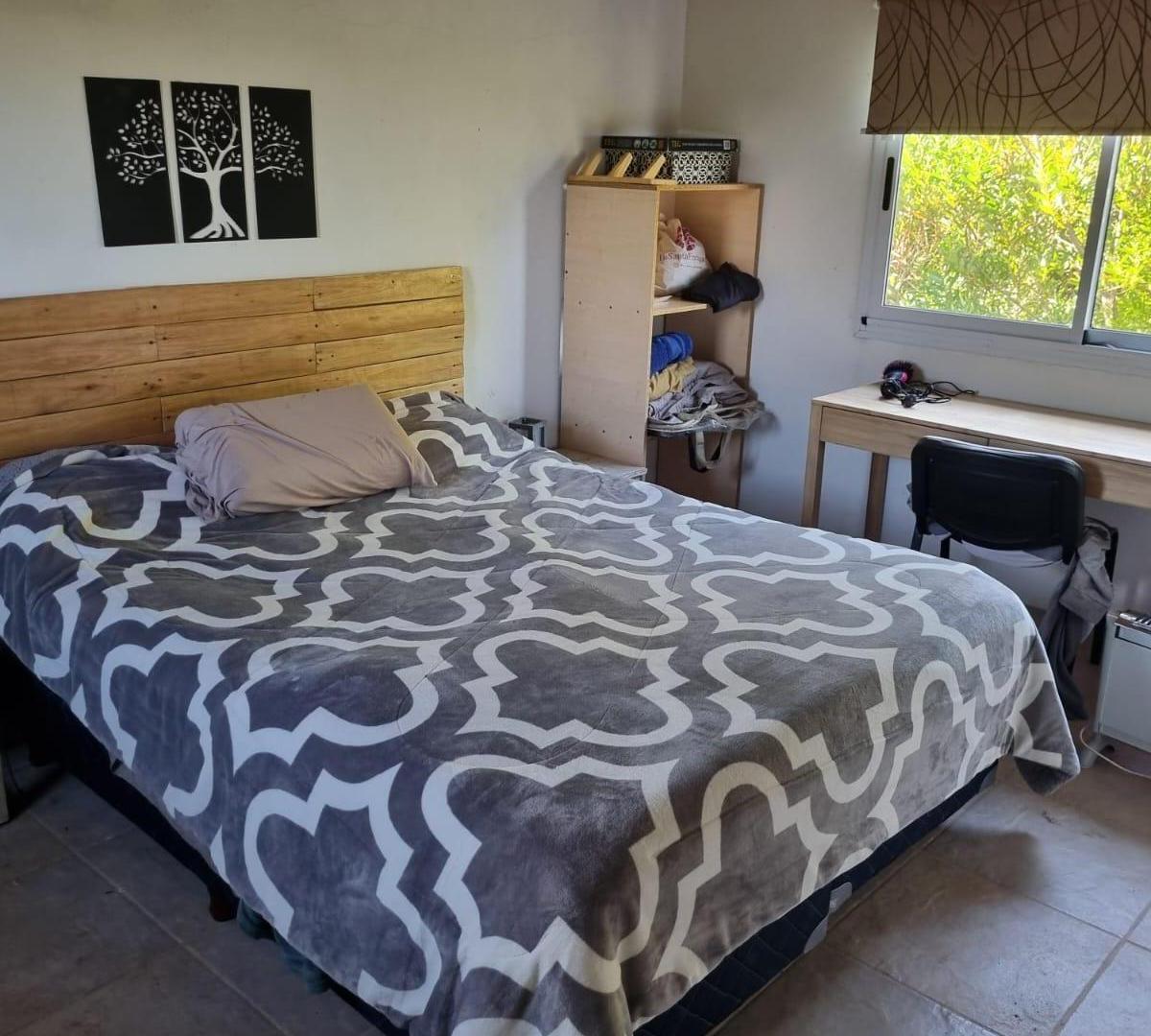 Foto de Casa en venta - 4 Dormitorios 2 Baños - Cochera - 1.000Mts2 - Punta, imagen 3