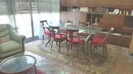 Casa en venta - 2 Dormitorios 2 Baños - 189mts2 - Flores 3