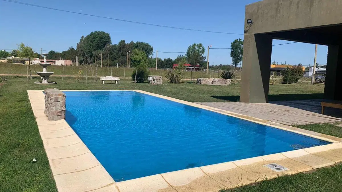 Casa en venta - 1 Dormitorio 1 Baño - Cocheras - 904Mts2 - Los Potreritos, San Miguel del Monte 3