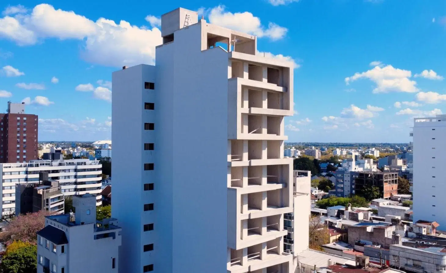 Departamento venta -2 dormitorios 2 baños  - 72 mts 2 totales - La Plata-pozo-emprendimiento. 5