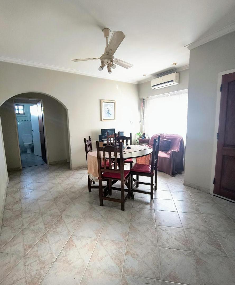 Foto de Casa en venta - 2 Dormitorios 2 Baños - Tolosa, imagen 2