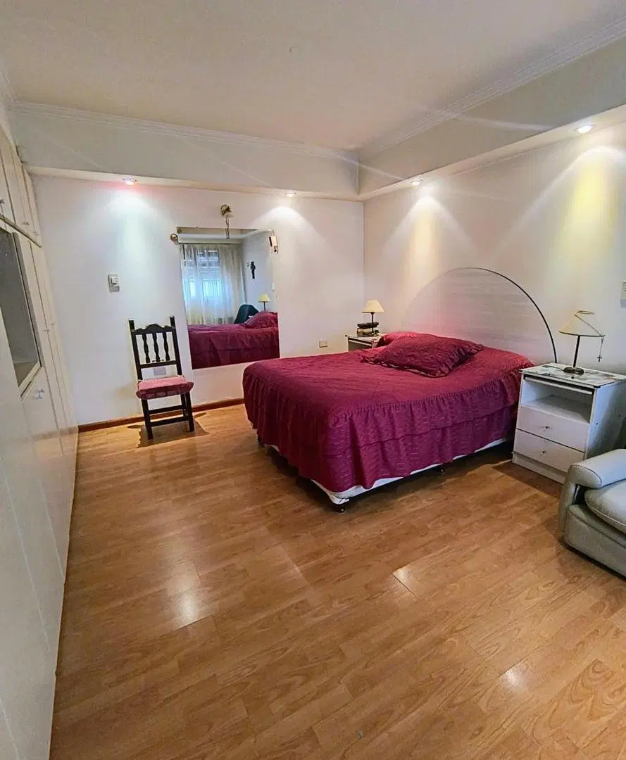 Casa en venta - 2 Dormitorios 2 Baños - Tolosa 5