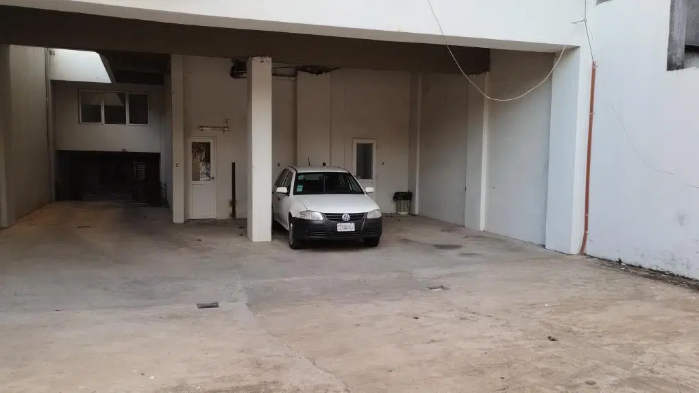 Cochera en venta - 13Mts2 - La Plata 5