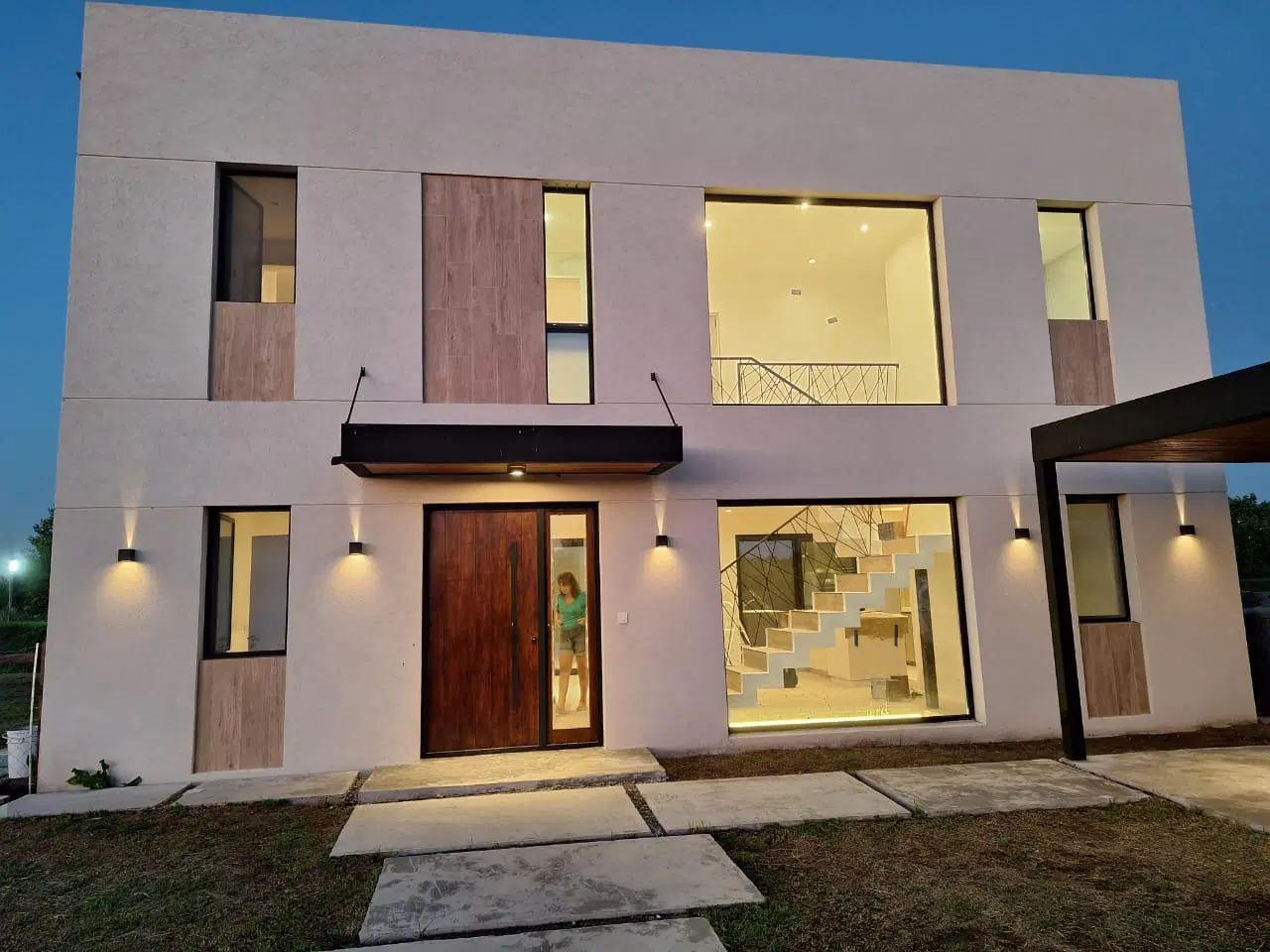 Casa en venta - 3 Dormitorios 3 Baños - Cochera - 1019,15Mts2 - Escobar 1