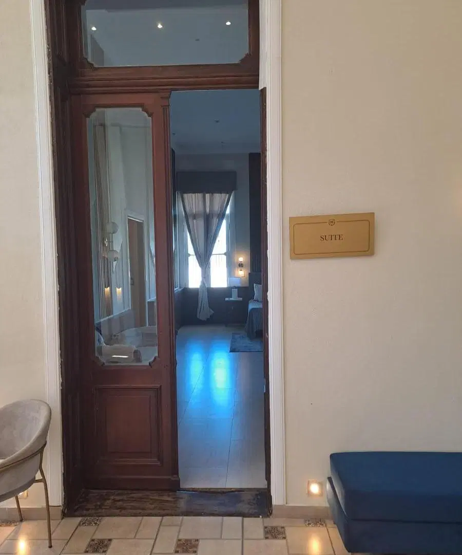 Edificio Comercial en venta - 12 Dormitorios 13 Baños - Cañuelas 1