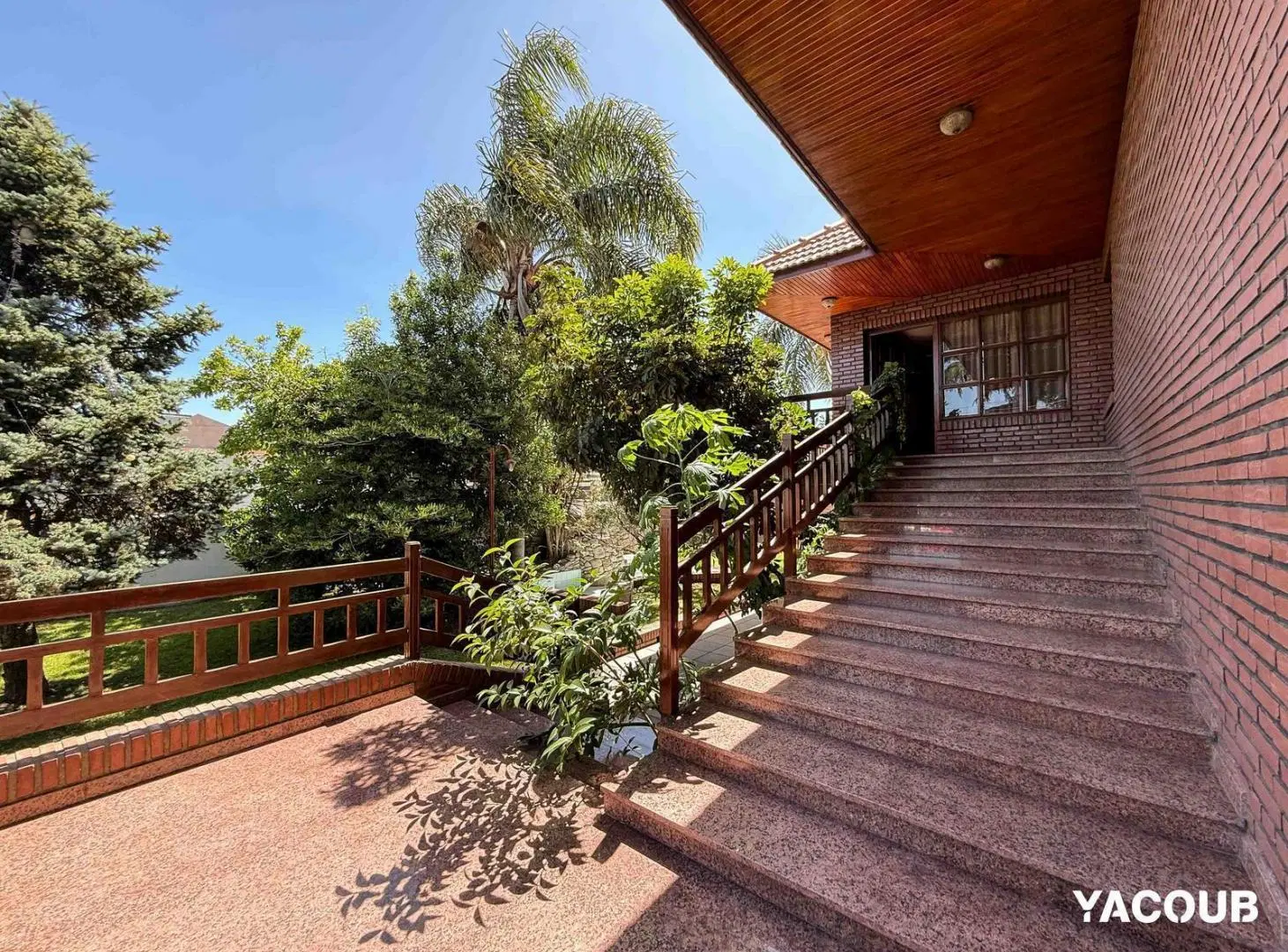 Casa en venta - 5 Dormitorios 7 Baños - Cochera - 1.150Mts2 - Ringuelet 4