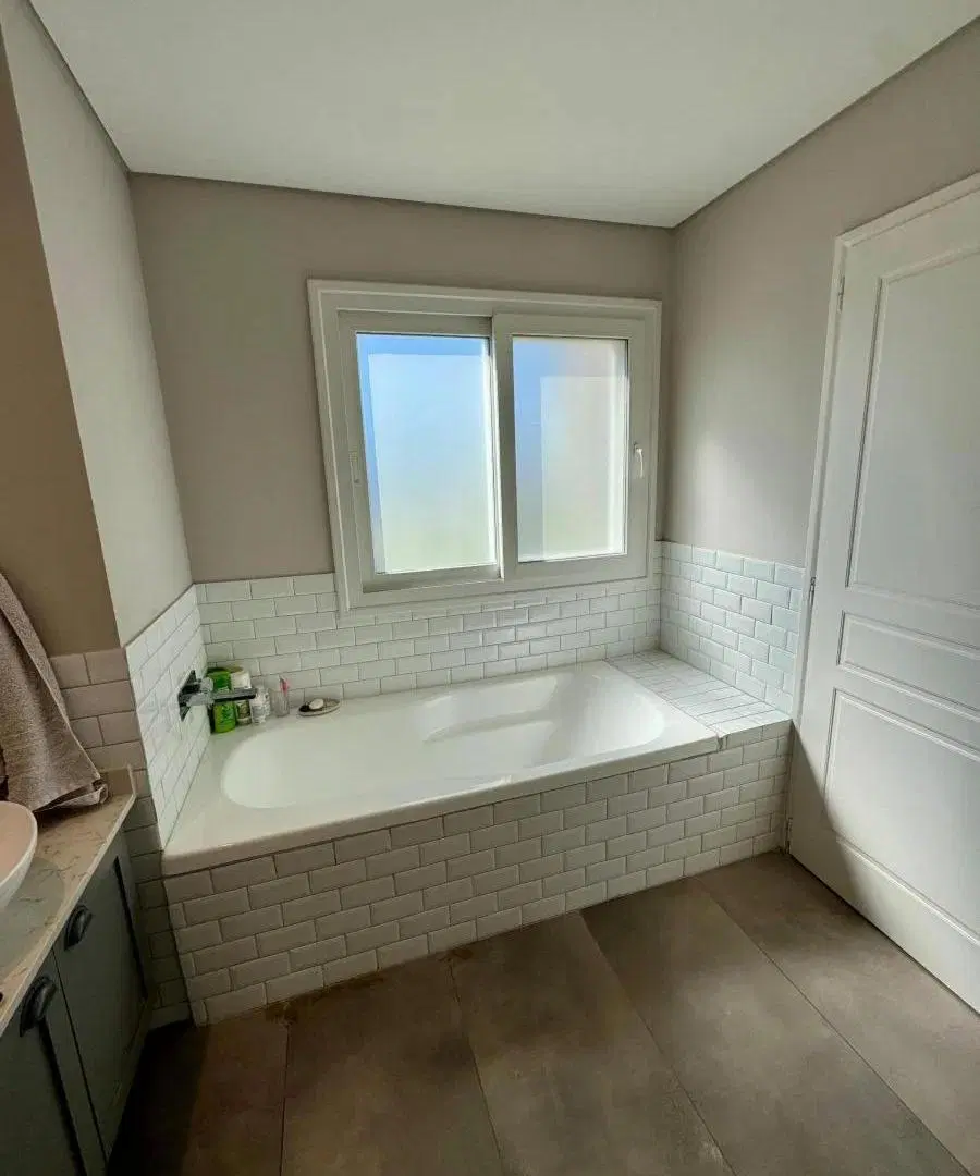 Casa en venta - 4 Dormitorios 4 Baños - Pilar 5
