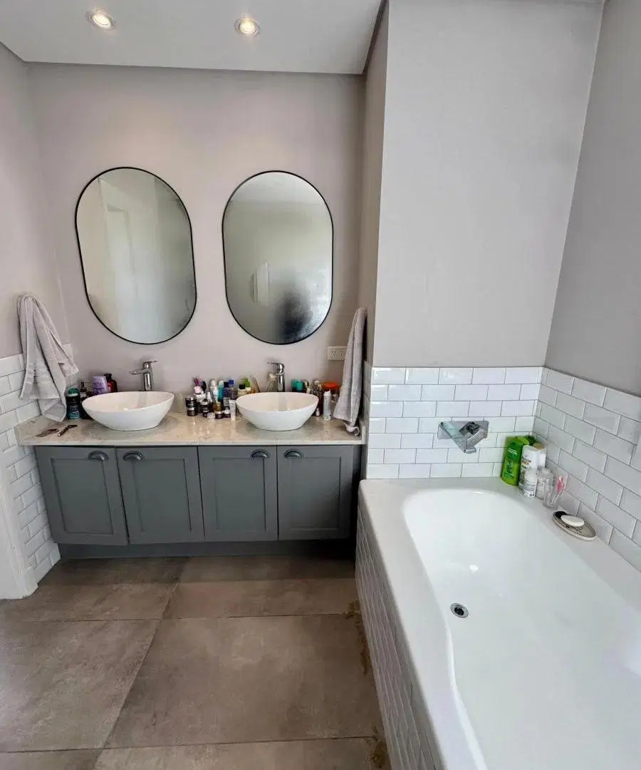 Casa en venta - 4 Dormitorios 4 Baños - Pilar 4
