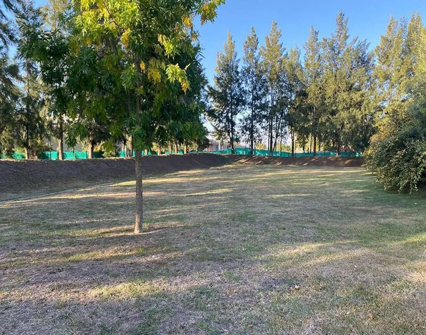 Terreno en venta - 990Mts2 - Las Acacias, Hudson 2