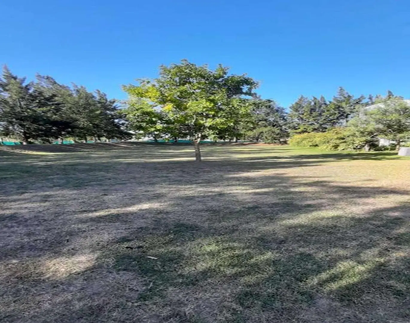 Terreno en venta - 990Mts2 - Las Acacias, Hudson 5