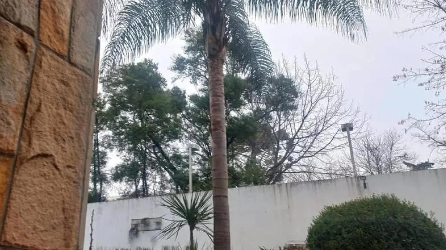 Casa en venta - 3 Dormitorios 4 Baños - Ituzaingó 4