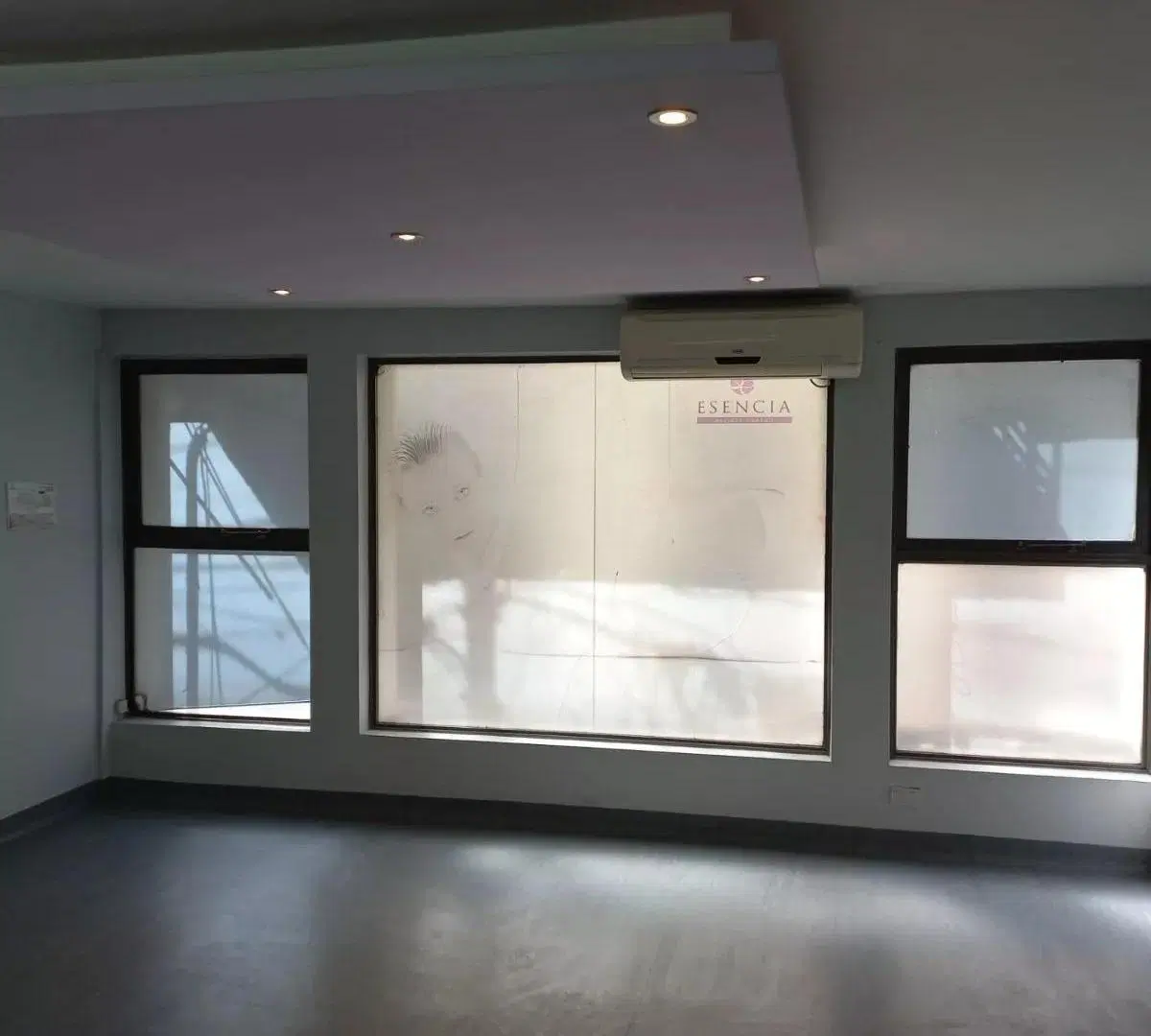 Local en alquiler - 7 Oficinas 3 Baños - 150Mts2 - Recoleta 4
