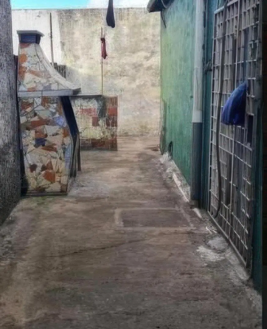 Casa en venta - 2 Dormitorios 1 Baño - Cochera - 230Mts2 - San Justo, La Matanza 5