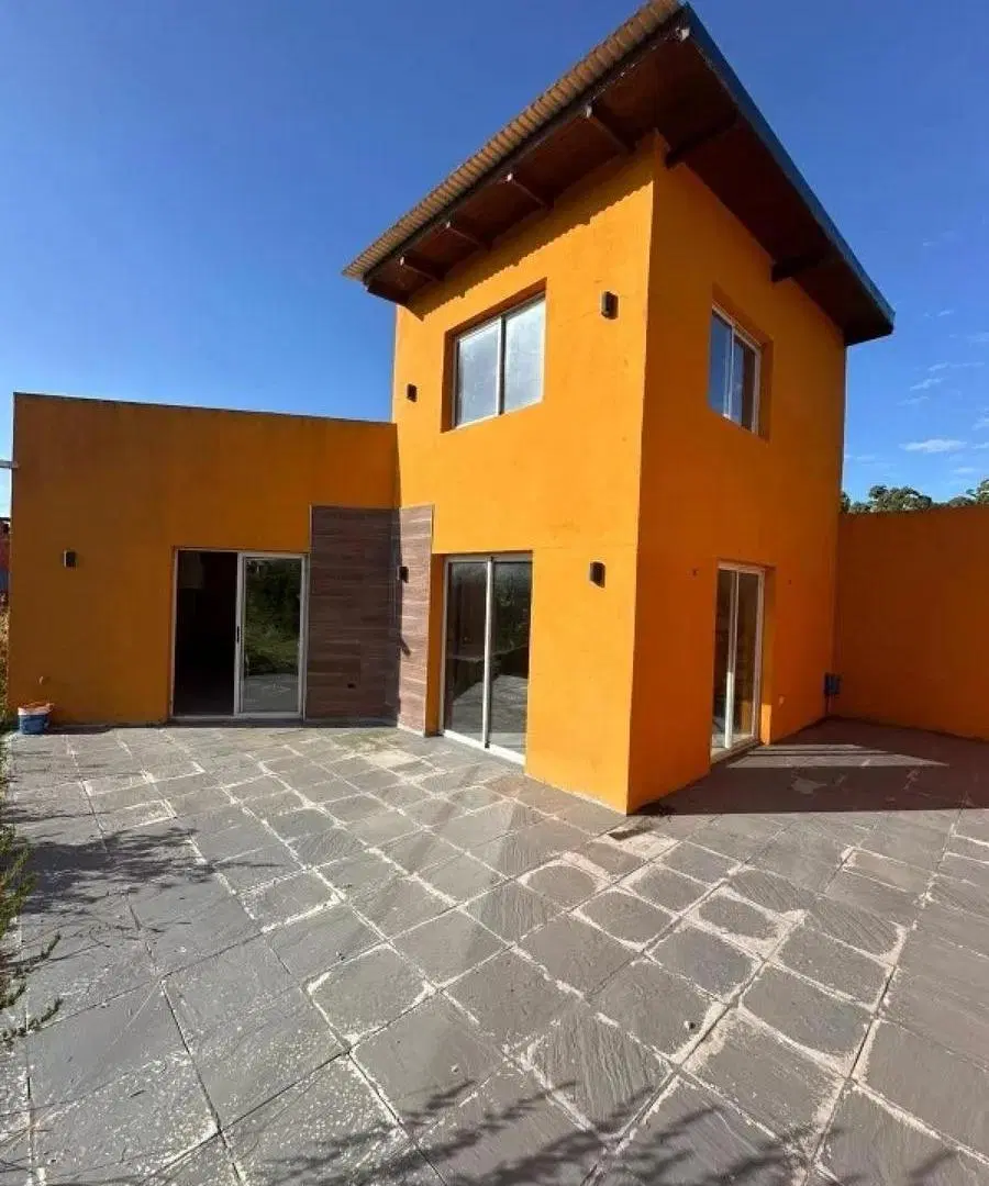 Casa en venta - 2 Dormitorios 1 Baño - 405Mts2 - La Caleta 3