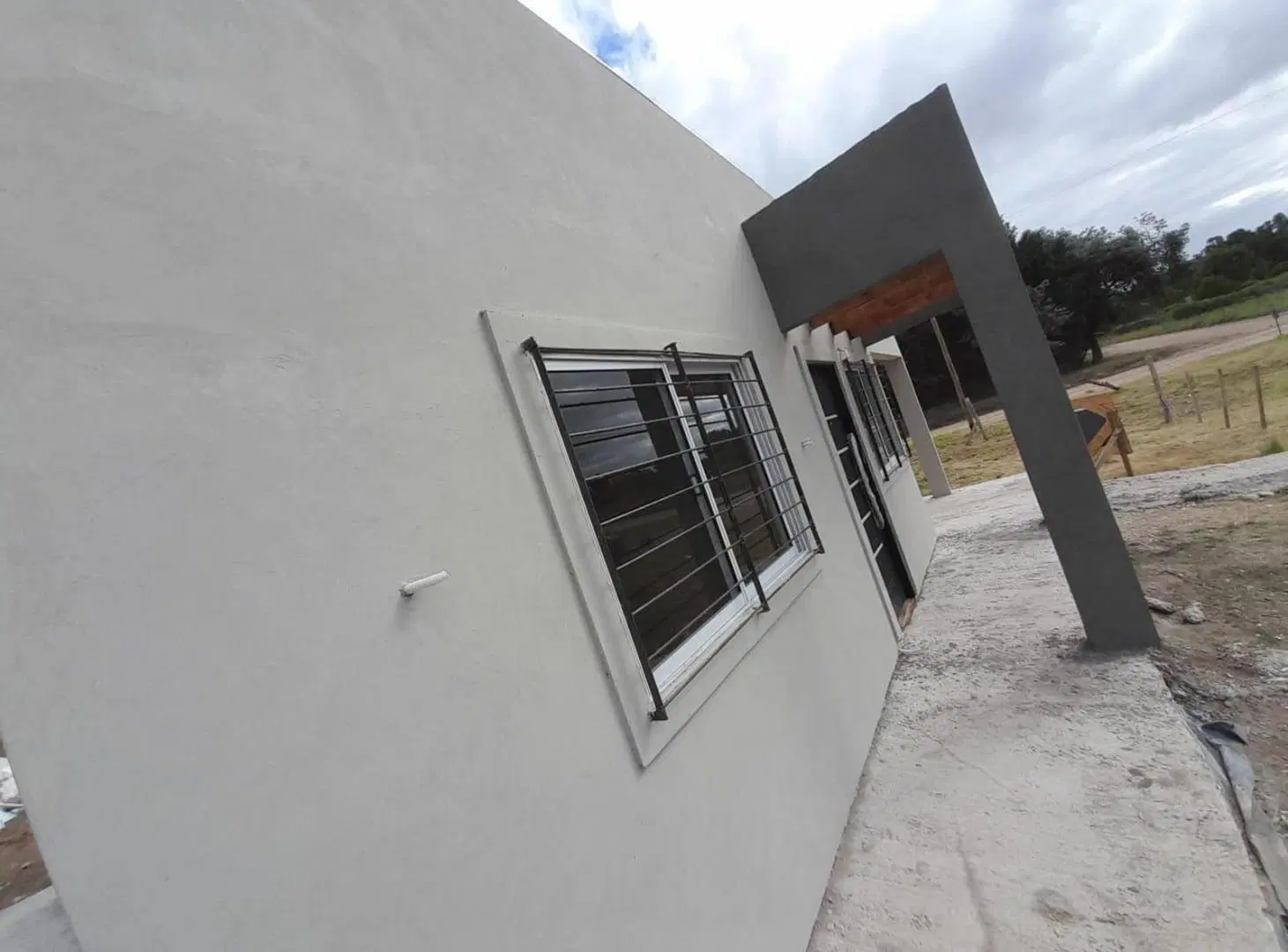 Casa en venta - 2 Dormitorios 1 Baño - 200Mts2 - Necochea 4