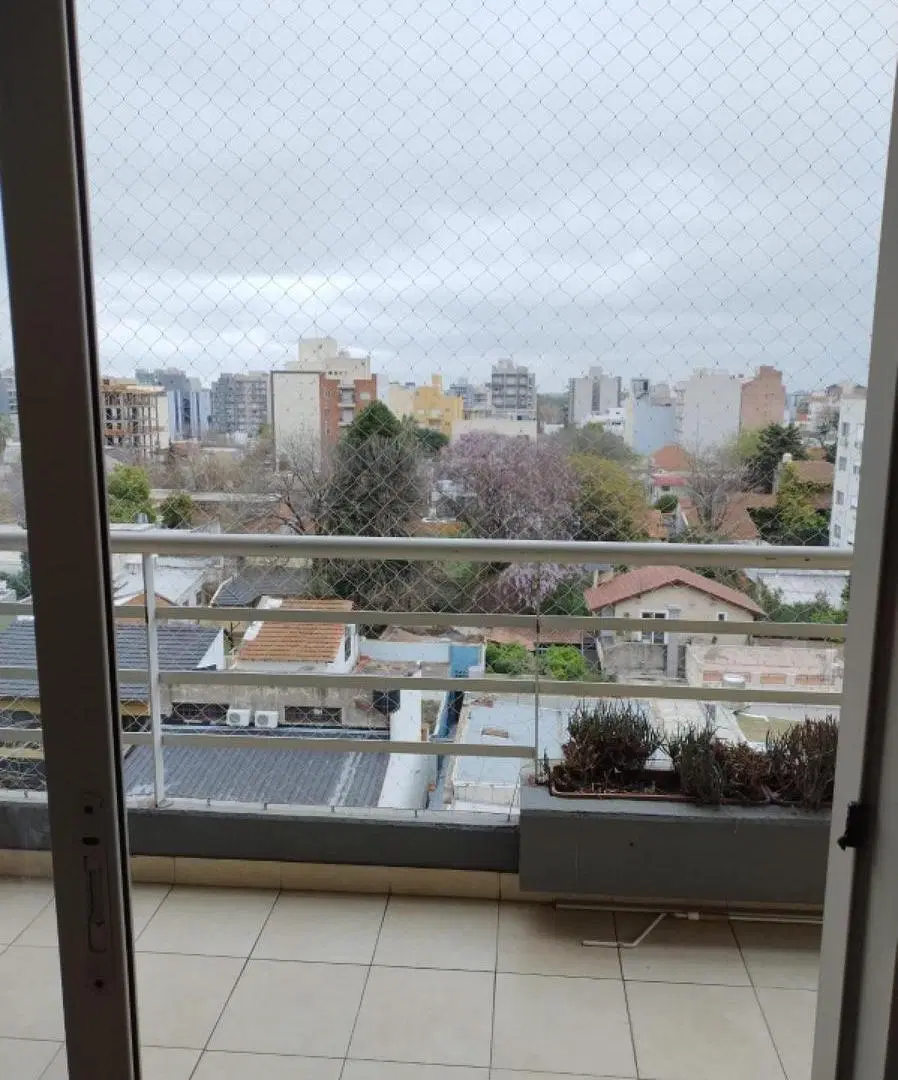 Departamento en venta - 2 Dormitorios 2 Baños - Cochera - 100Mts2 - Morón 5
