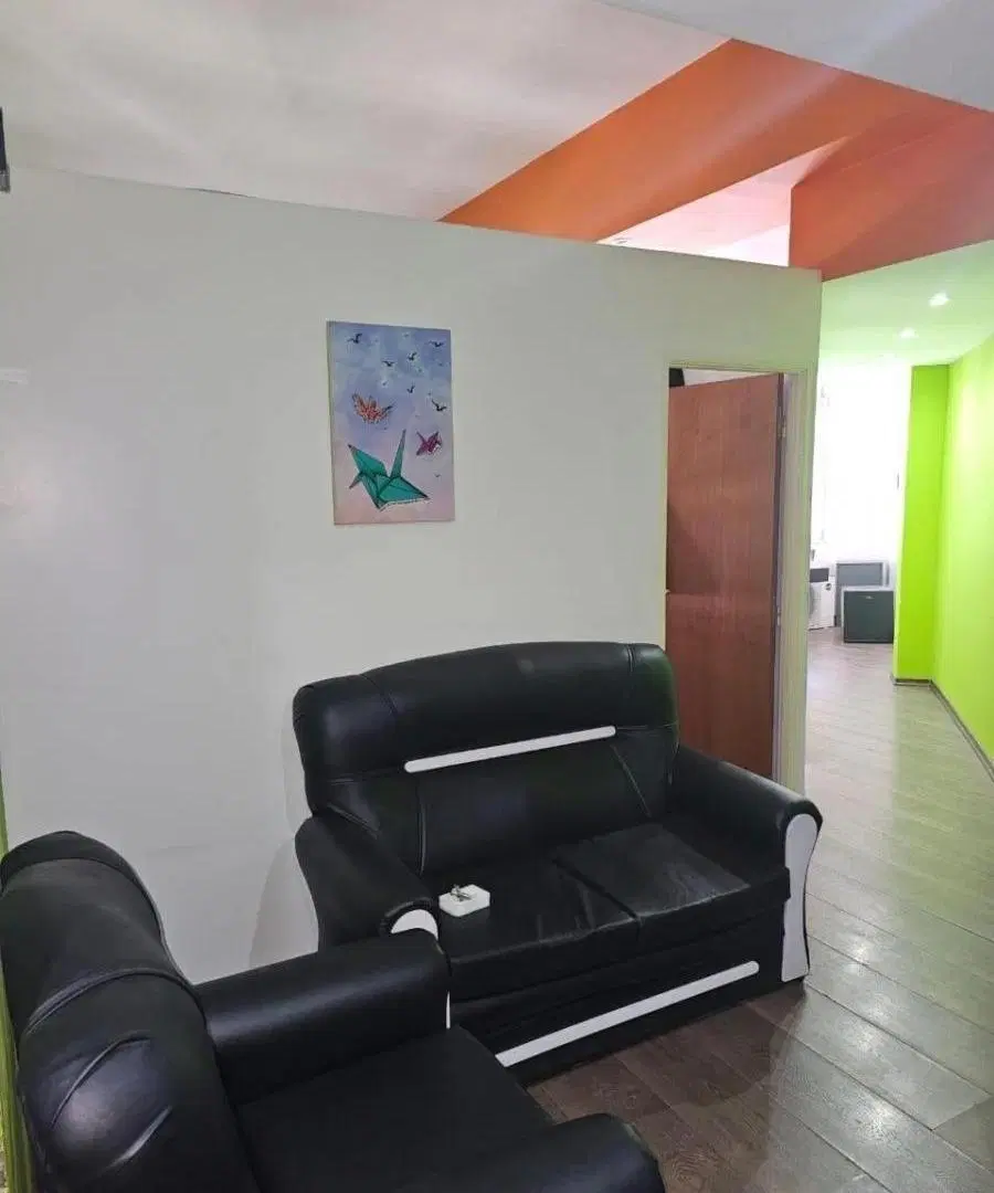 Oficina comercial en venta - 3 Despachos 1 Baño - Monserrat 5