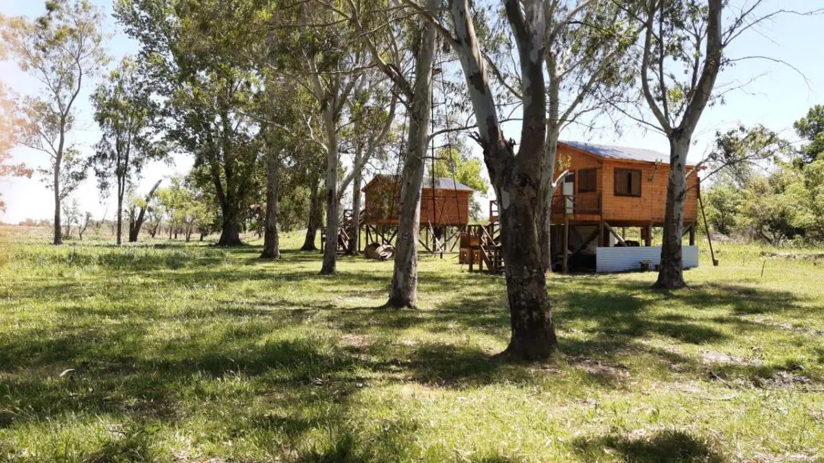 Cabañas en venta - 2 dormitorios 1 baño - 48mts2 - Zarate 2