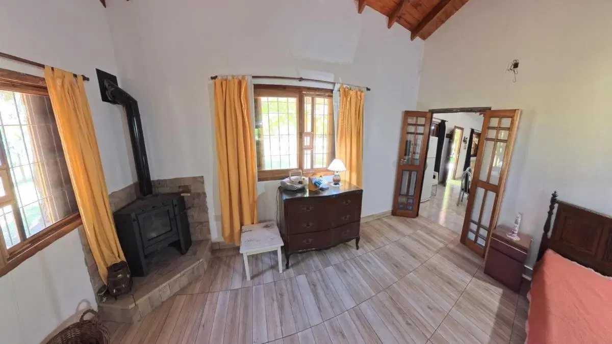 Casa en venta - 3 Dormitorios 2 Baños - 16510mts2 - General Lavalle 5