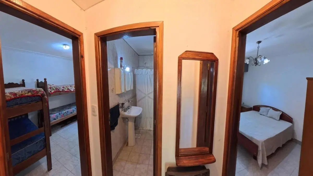 Casa en venta - 3 Dormitorios 2 Baños - 16510mts2 - General Lavalle 2
