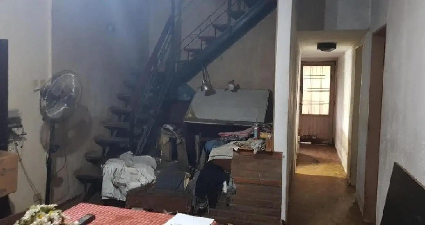 Casa en venta - 4 Dormitorios 2 Baños - Cocheras - 400Mts2 - Ituzaingó 4