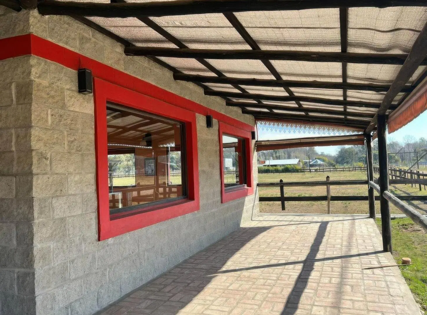 Casa en venta - 2 dormitorios 1 baño - 600 mts2 - La Reja 2