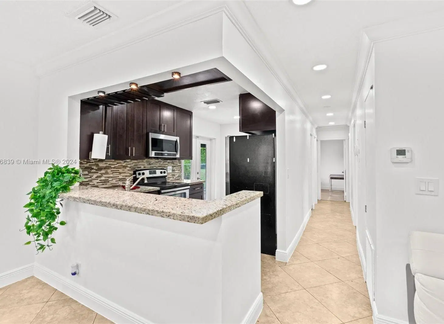 Casa en venta - 3 Dormitorios 2 Baños - Cocheras - 275Mts2 - Lauderhill 3