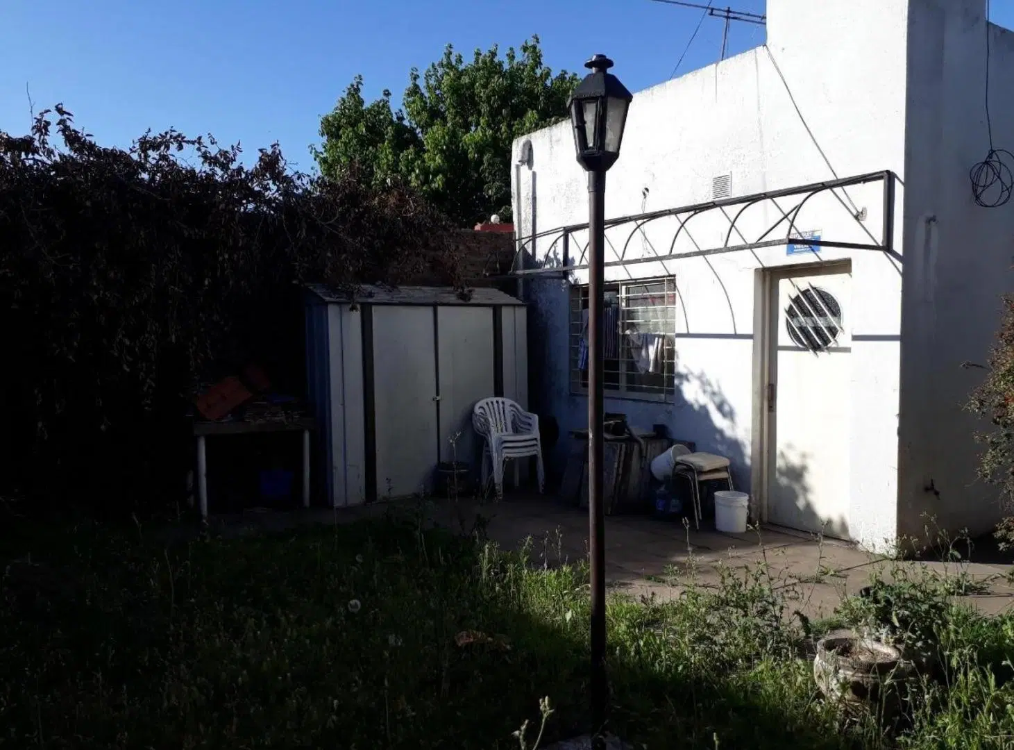 Locales en venta - salon, parque, baño - 370 mts2 - Moreno 3