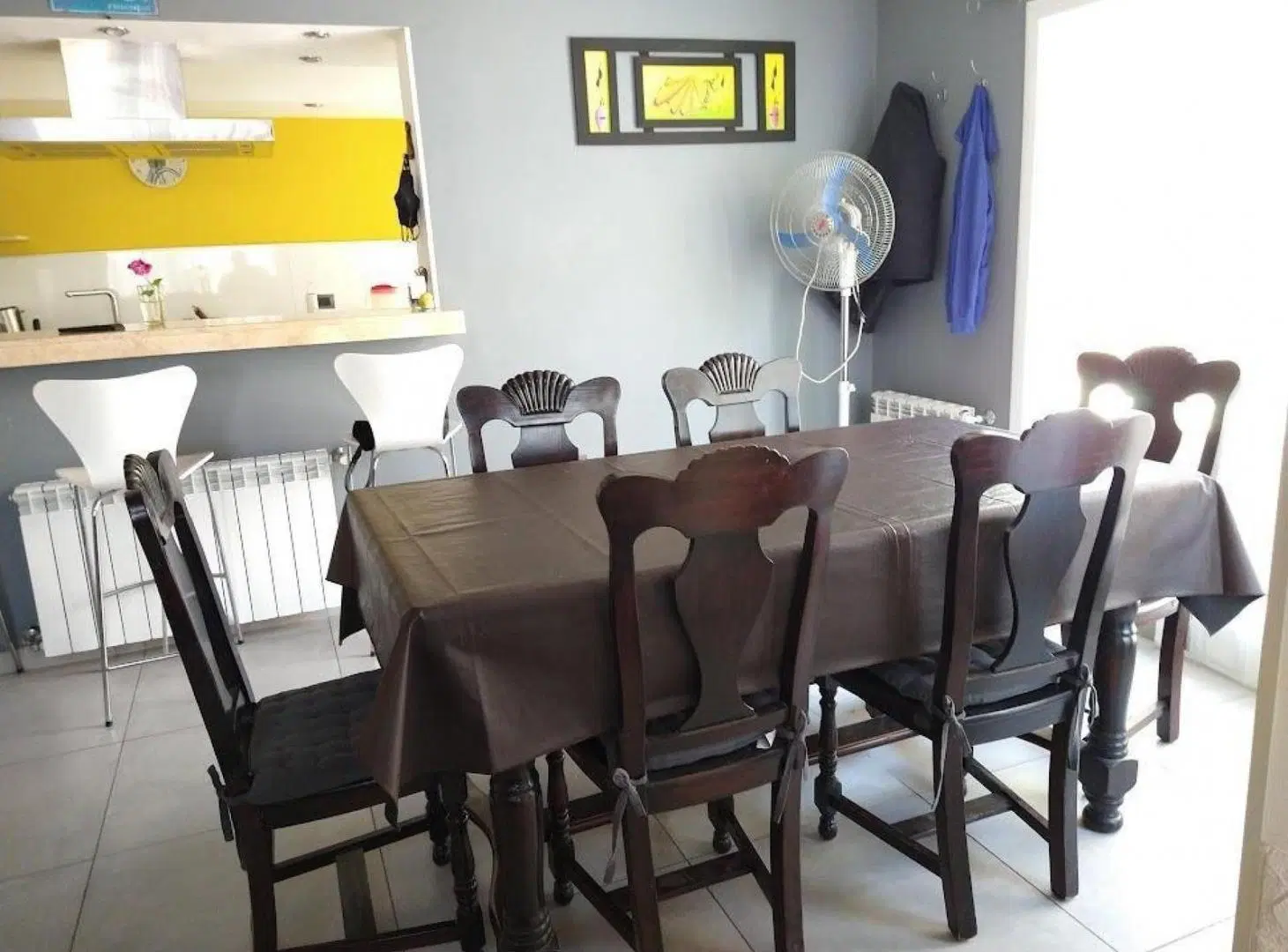 Casa venta 4 dormitorios 2 baños 1 cochera 1 patio 230 mts2 totales - Santa Teresita 2
