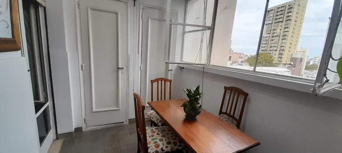 Departamento en venta - 2 Dormitorios 1 Baño - Cochera - 90Mts2 - Rosario, Santa Fe 1
