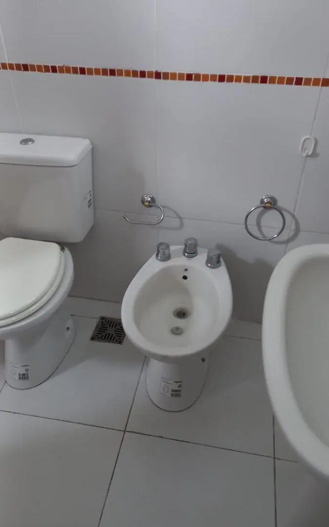 Casa en venta - 1 Dormitorio 2 Baños - La Plata 2