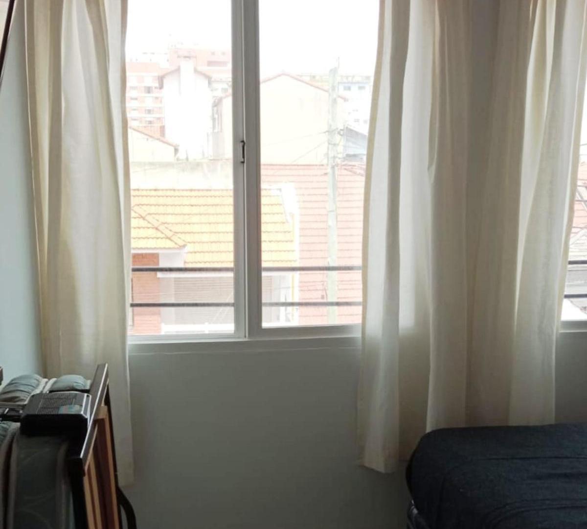 Foto de Departamento en venta - 1 Dormitorio 1 Baño - 40Mts2 - Miramar, imagen 3
