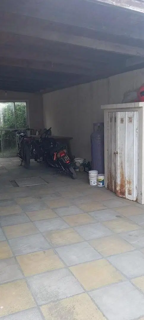 Casa en venta - 2 Dormitorios 1 Baño - Chascomús 2