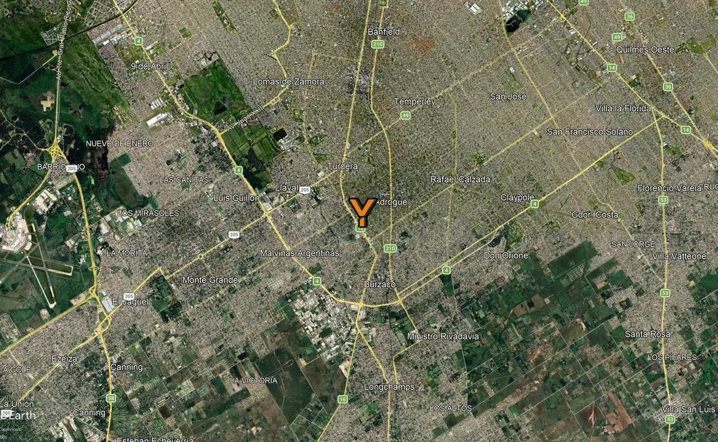 Casa en venta - 2 dormitorios 1 baño - Cochera - 120mts2 - Adrogué, Almirante Brown 5