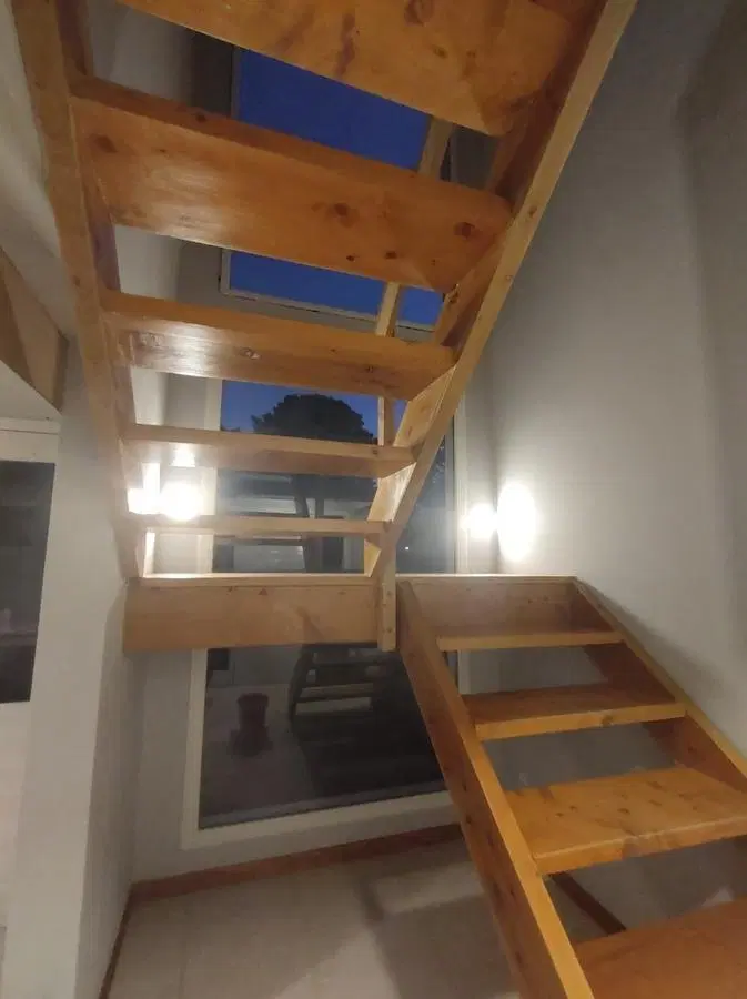 Casa en venta - 2 dormitorios 1 baño - 90mts2 - Ostende 2