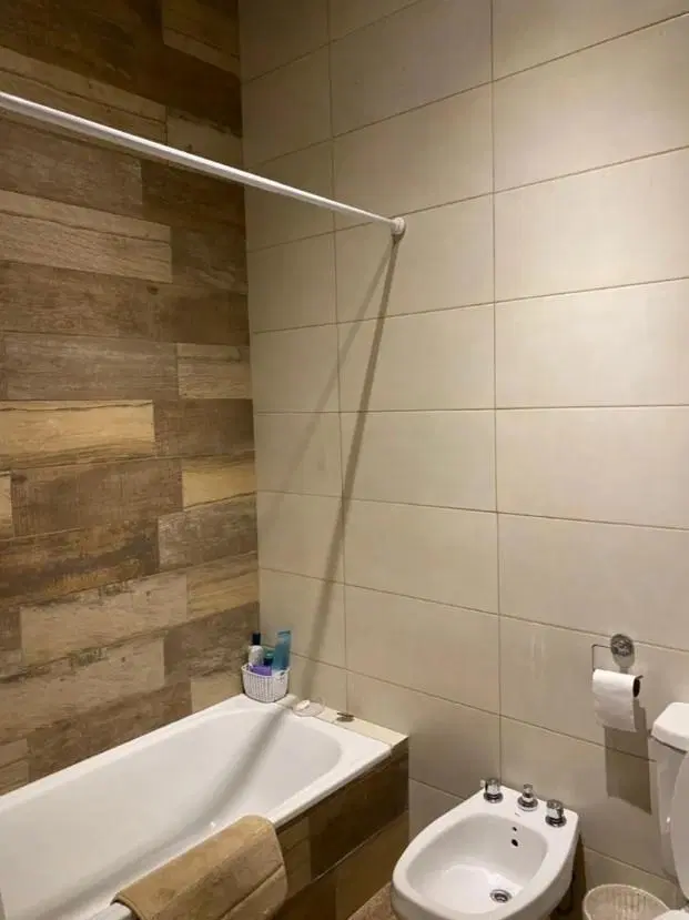 Terreno en venta - 5 dormitorios 4 baño - 240mts2 - Pinamar 2